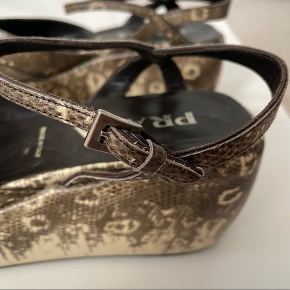 Prada Size 39 reptile print heeled sandals - Picture 4 of 12
